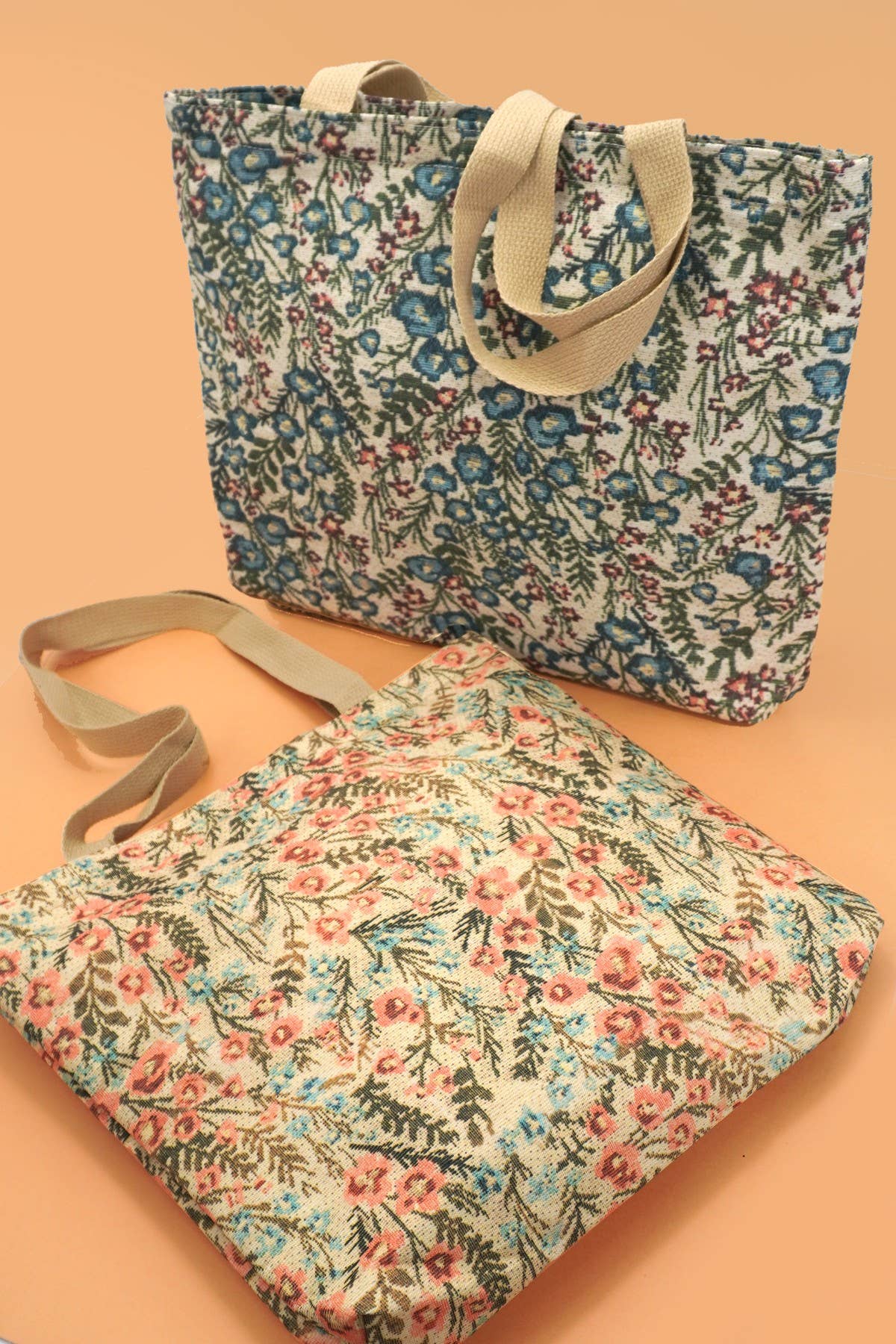 JOSSLYN by wall to wall - Organic Embroidery Floral Quilted Tote Bag | 40P576