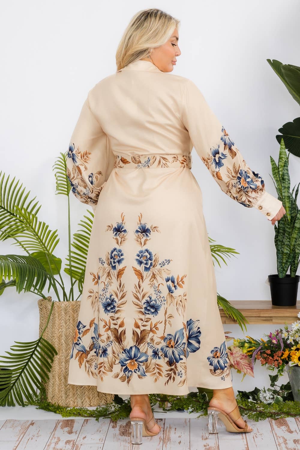 Plus Size Women Flower Detail Maxi Dress