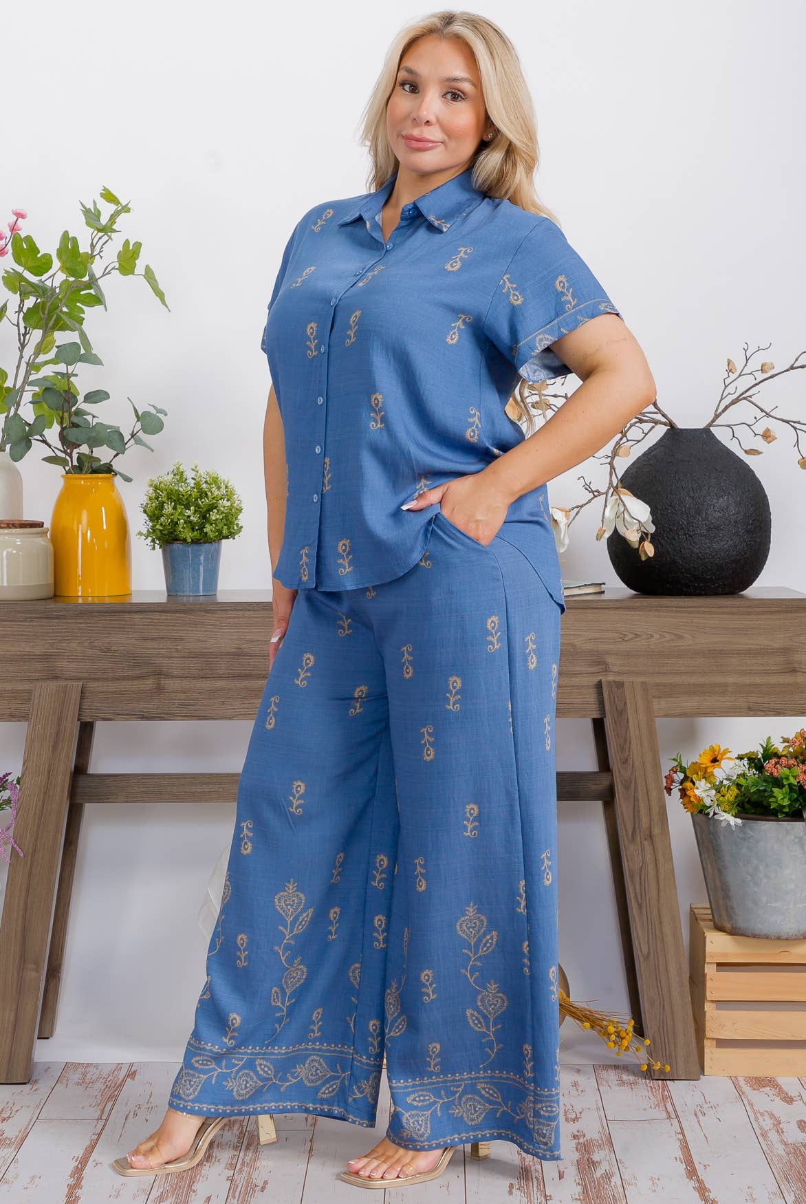 Plus Size Women Graphic Print Top and Pants Set