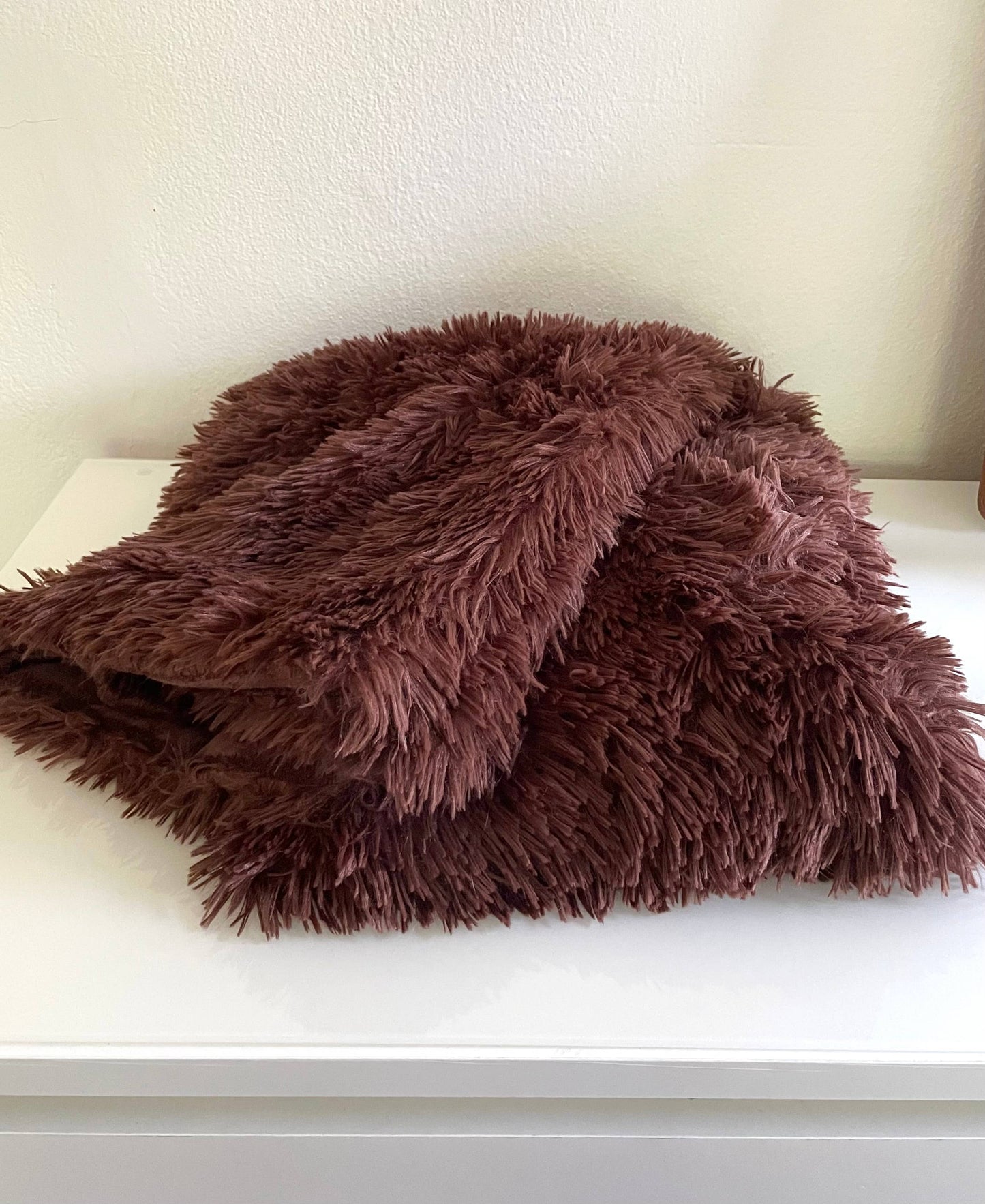 Peking Handicraft - Dreamy Faux Fur Throw - Laurel & Mayfair