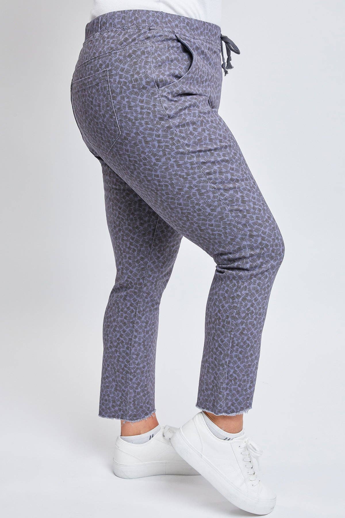 YMI - Plus Size Pull On Pants With Dog Bite Hem-XP96621