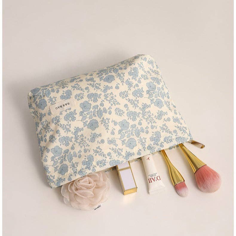Dipped Shop - Sweet Simple Floral Print Cosmetic Bag DPB1008