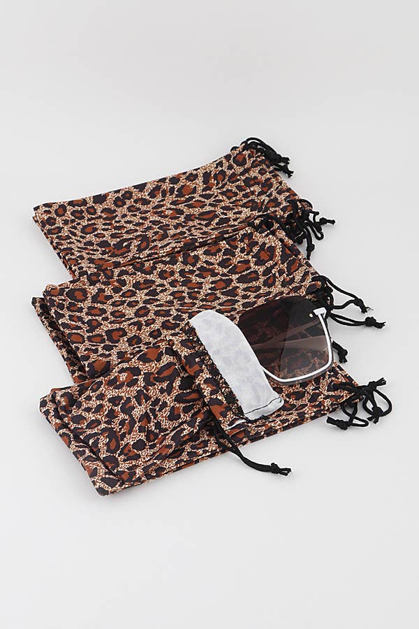 3AM BY H&D ACCESSORIES - Leopard Sunglasses Pouch Bag