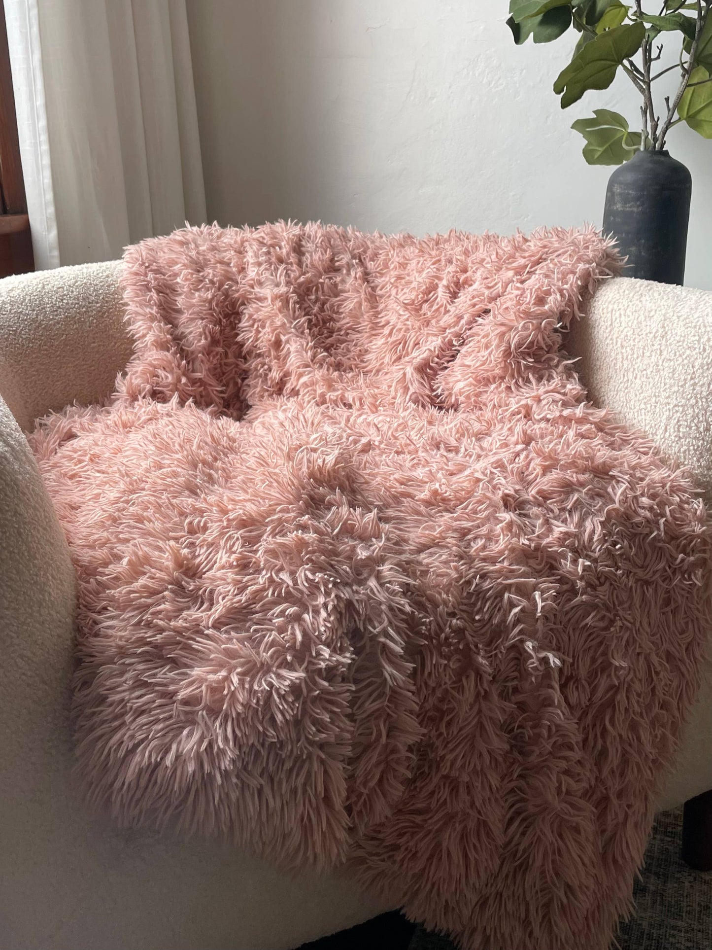Peking Handicraft - Dreamy Faux Fur Throw - Laurel & Mayfair