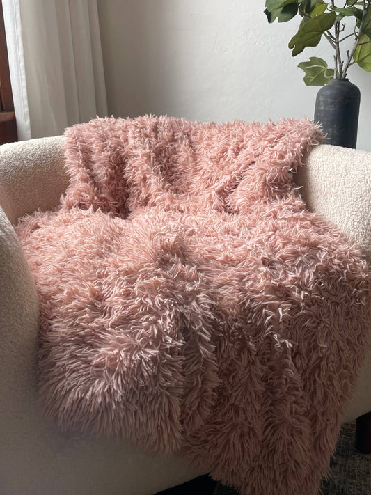 Peking Handicraft - Dreamy Faux Fur Throw - Laurel & Mayfair