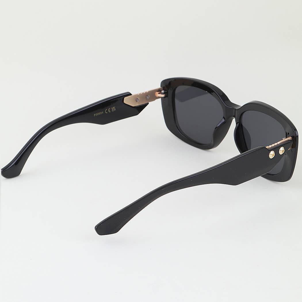 3AM BY H&D ACCESSORIES - Double Studded Butterfly Sunglasses