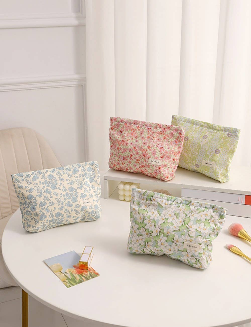 Dipped Shop - Sweet Simple Floral Print Cosmetic Bag DPB1008