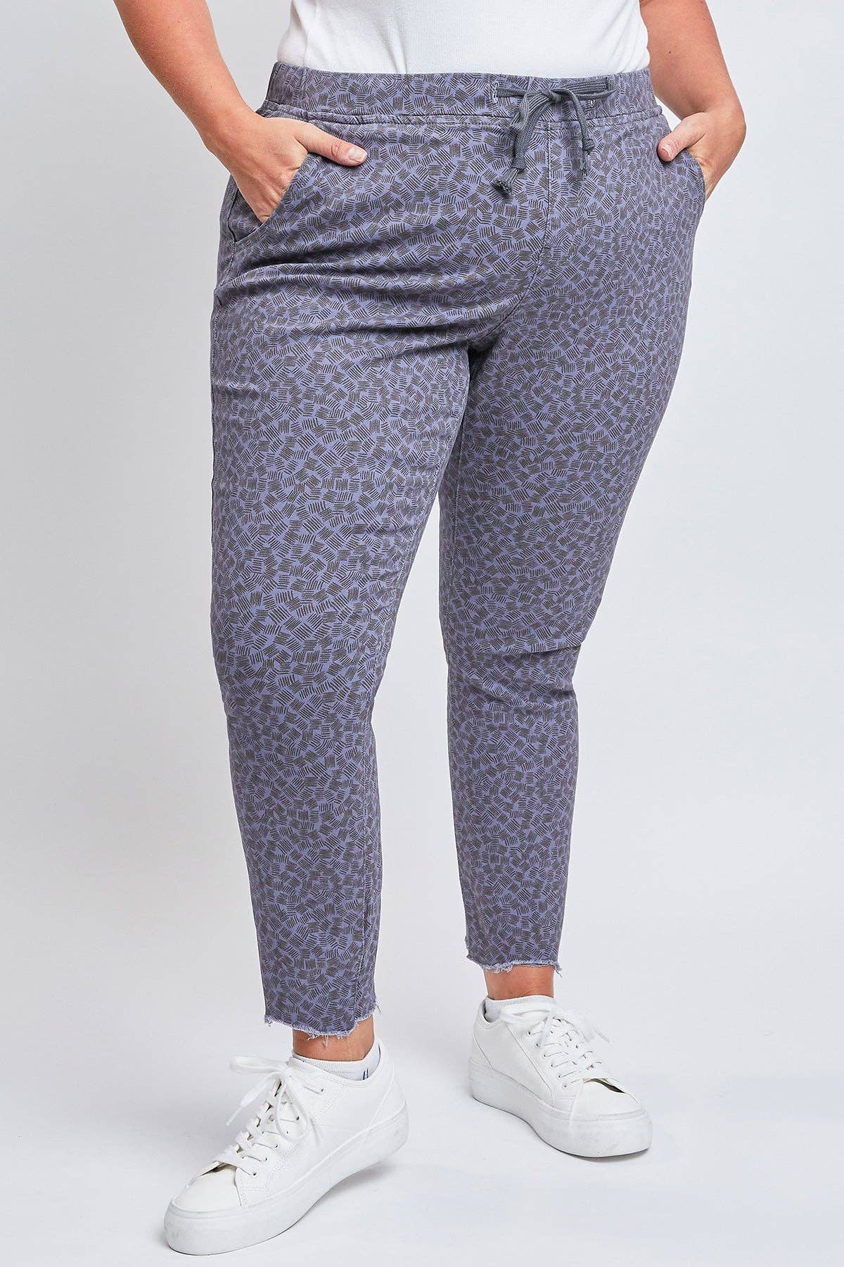 YMI - Plus Size Pull On Pants With Dog Bite Hem-XP96621
