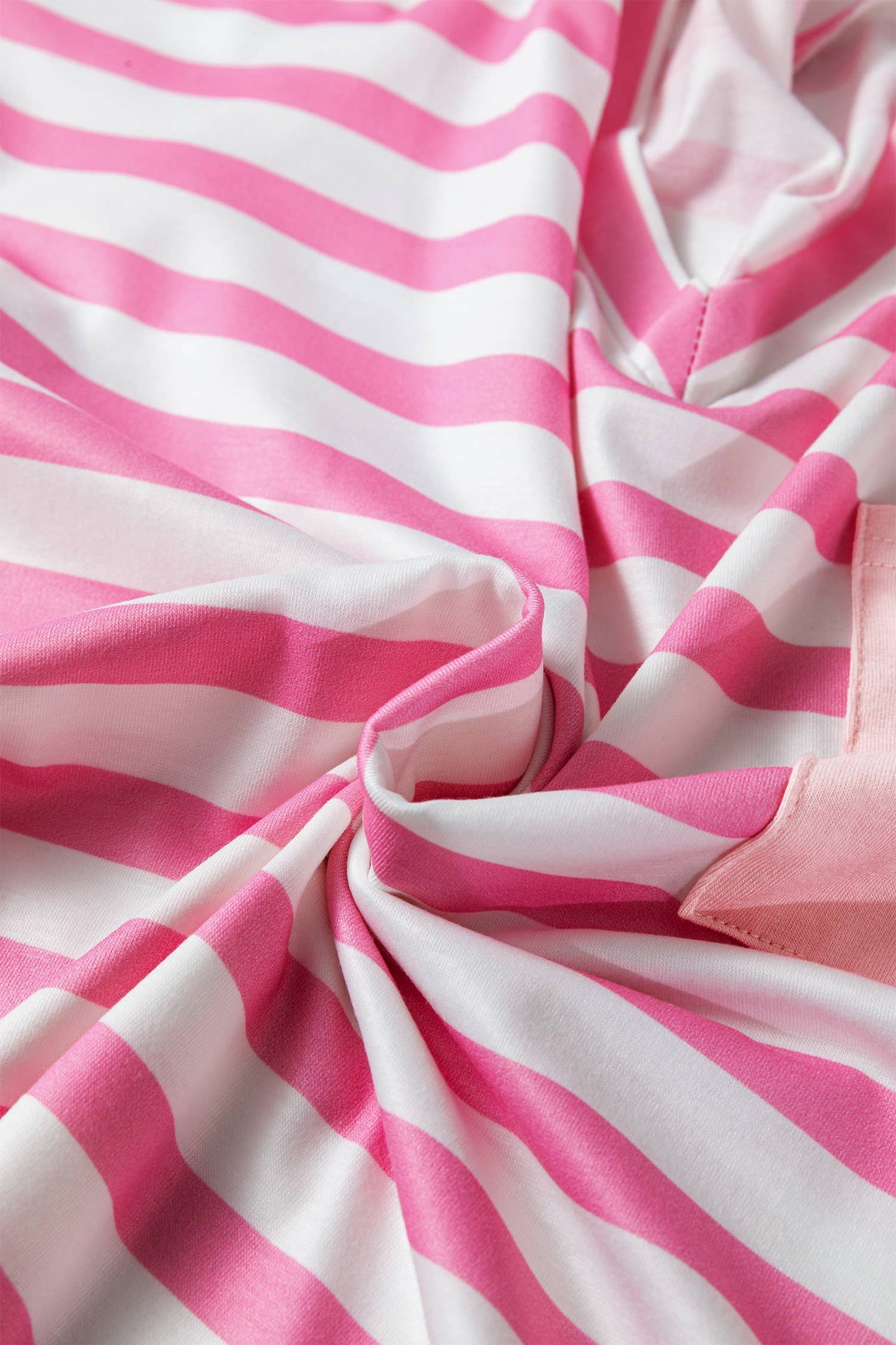 PRETTY BASH - Stripe V-Neck Patch Pocket T-Shirt