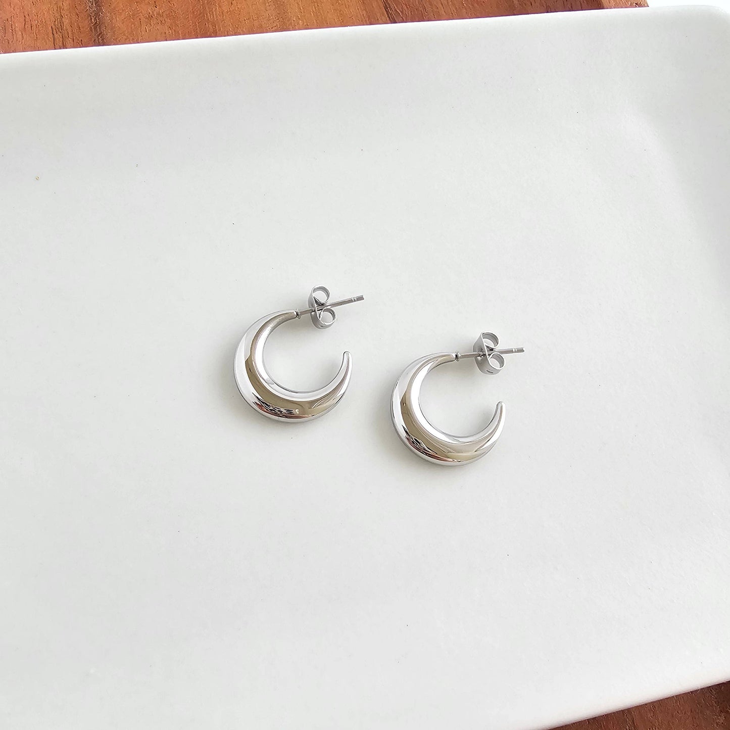 Spiffy & Splendid - Luxe Selena Hoops - Silver // Everyday basics, Jewelry