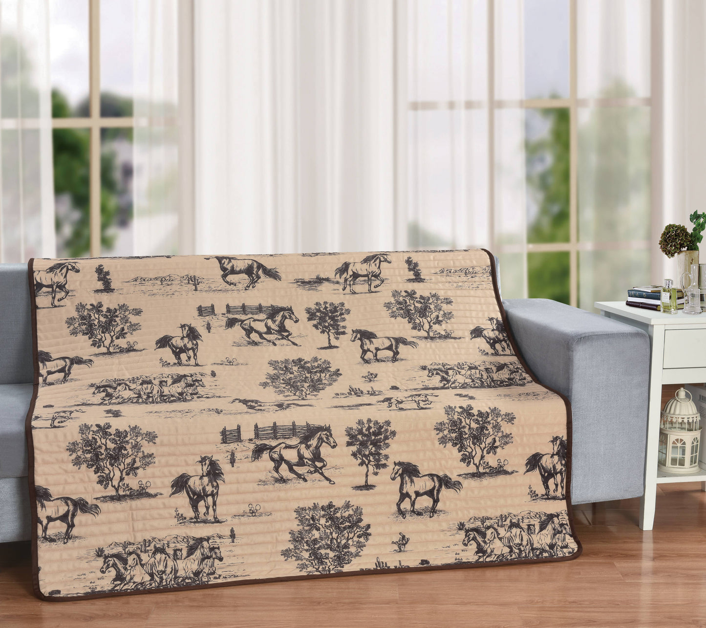 De Leon Collections - Ranchland Horses Plush Microfiber Quilt Throw Blanket