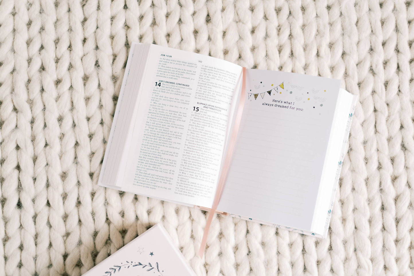 Barbour Publishing, Inc. - Kept in My Heart KJV Bible [Coral Woodland]