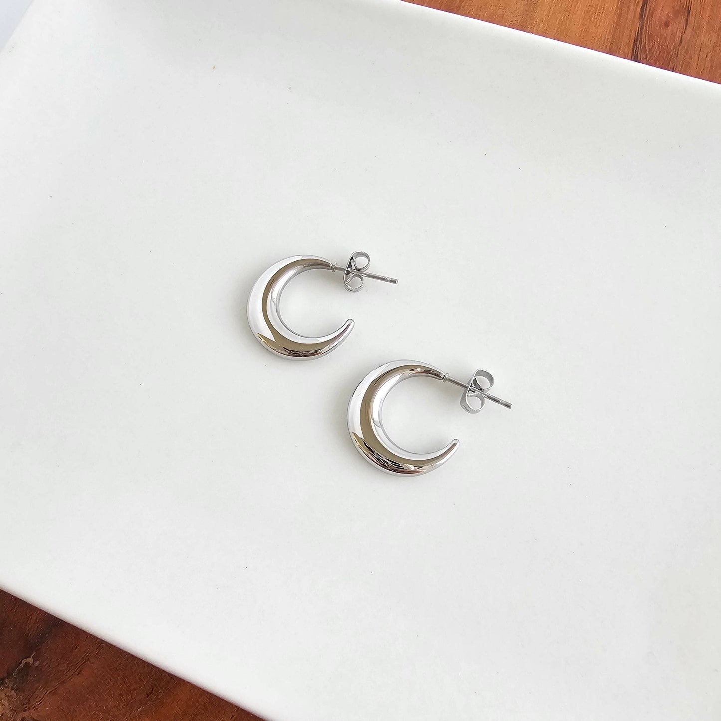 Spiffy & Splendid - Luxe Selena Hoops - Silver // Everyday basics, Jewelry