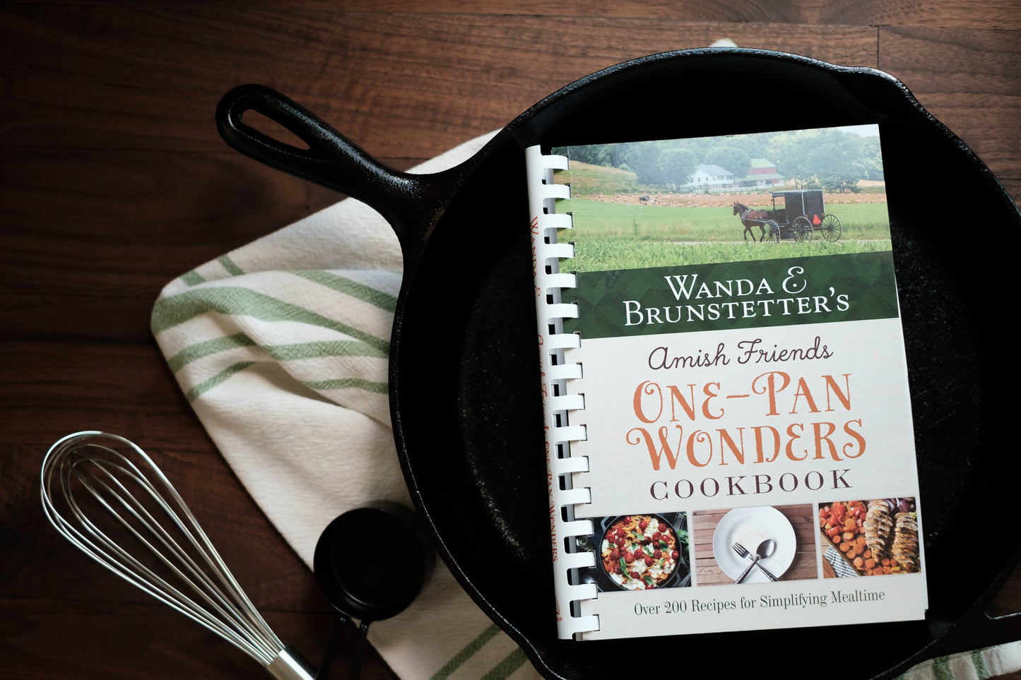 Barbour Publishing, Inc. - Wanda E. Brunstetter's Amish Friends One-Pan Wonders Cookboo
