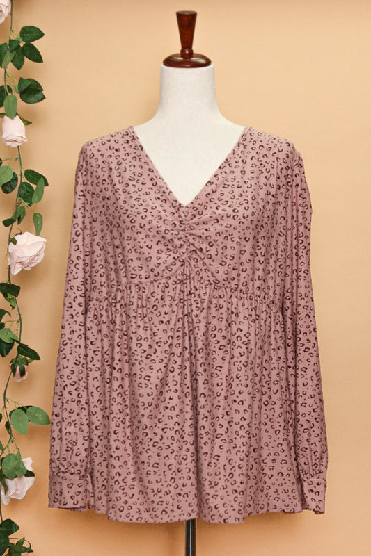 Plus Mauve V Neck Animal Top
