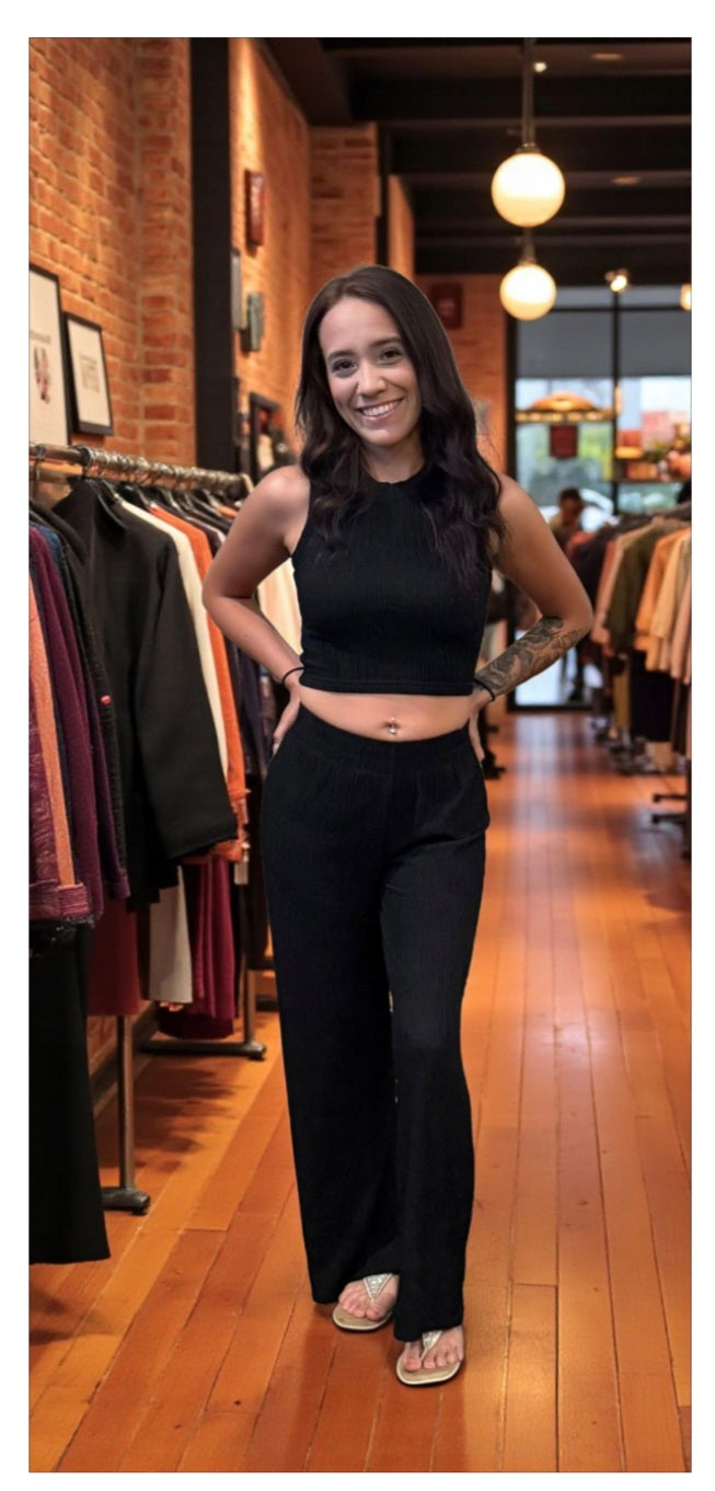 2-piece Sleeveless Pant Set