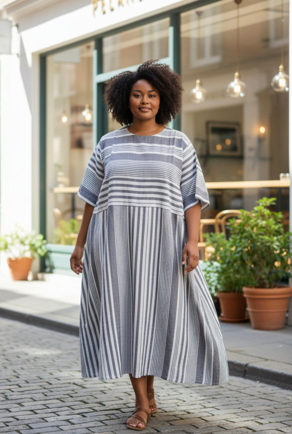 Plus Size A-Line Loose Pockets Striped V-Neck Midi Dress