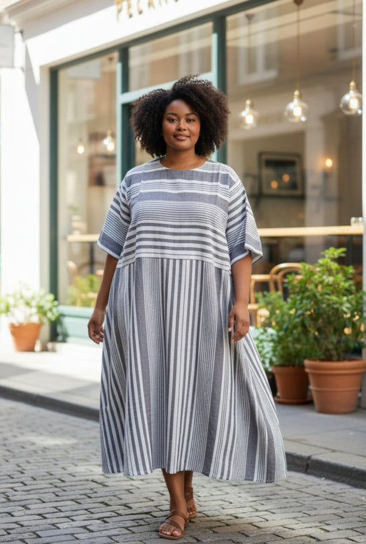 Plus Size A-Line Loose Pockets Striped V-Neck Midi Dress
