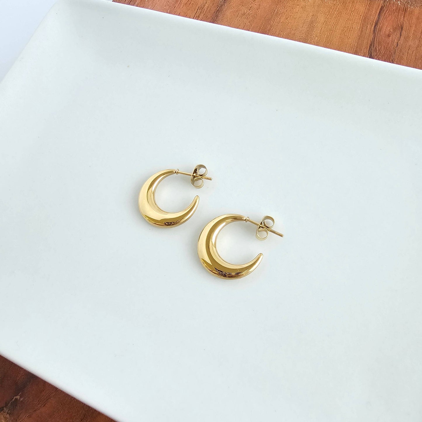 Spiffy & Splendid - Luxe Selena Hoops   - Gold // Everyday basics, Jewelry