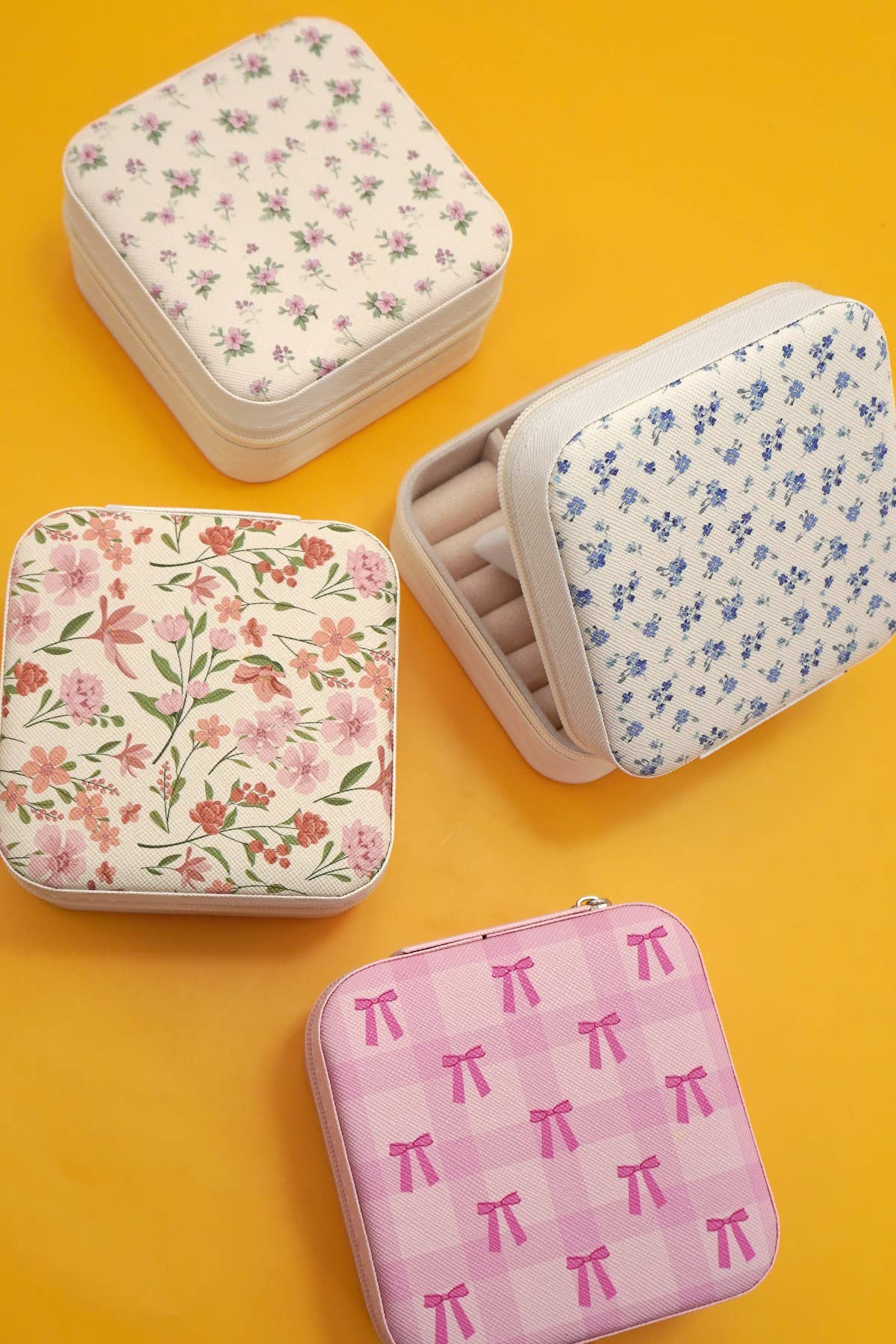 DESIGNED JEWELRY ORGANIZER TRAVEL BOX CASE | 40P566