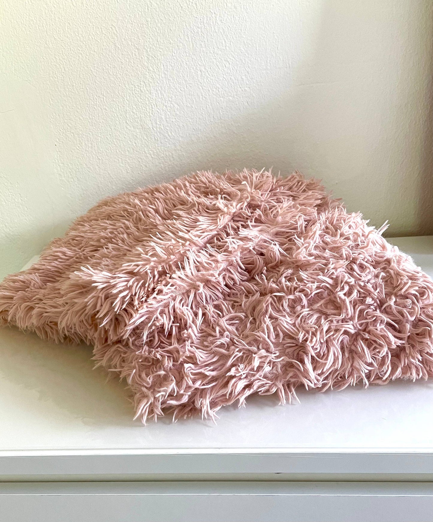 Peking Handicraft - Dreamy Faux Fur Throw - Laurel & Mayfair