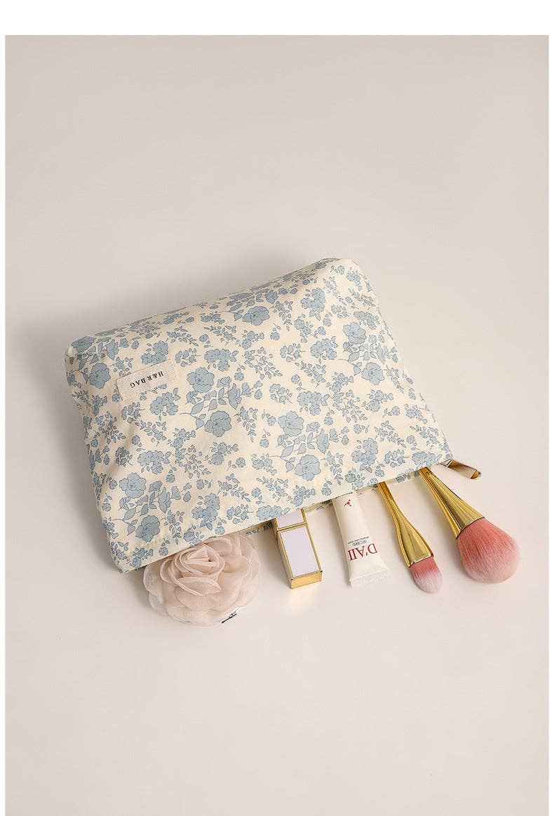 Dipped Shop - Sweet Simple Floral Print Cosmetic Bag DPB1008