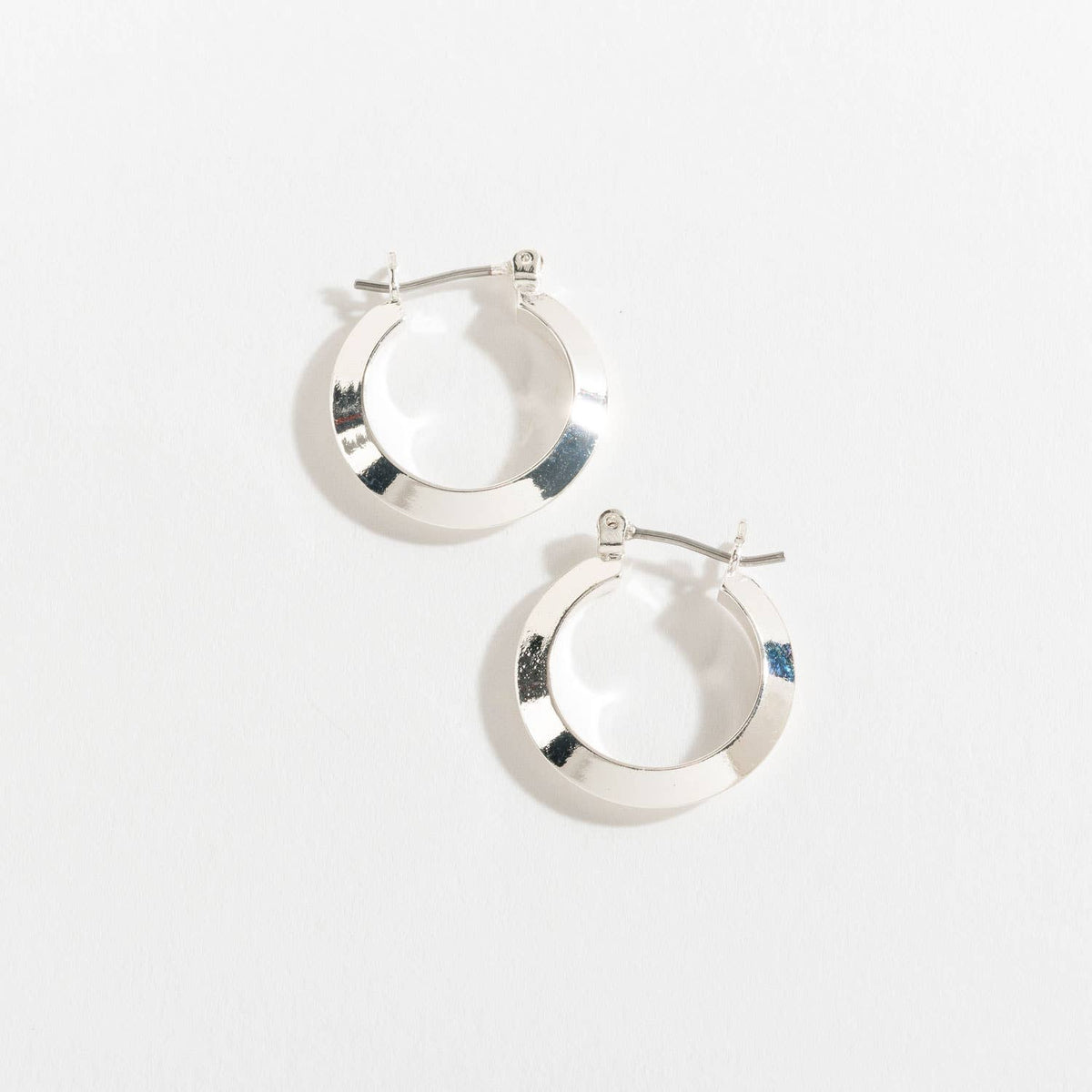 Howard's - Hoop Earrings Edge Ear Sense Nickel-Free Jewelry