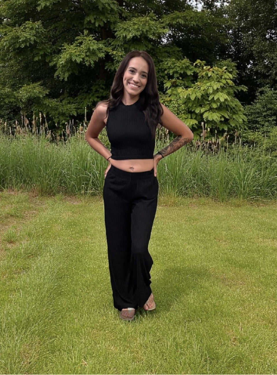 2-piece Sleeveless Pant Set